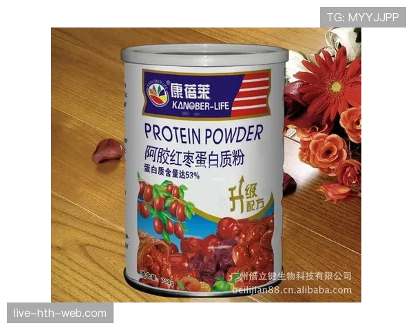 张博恒家的冰箱里塞满蛋白粉，连饮料都是按克称着喝的