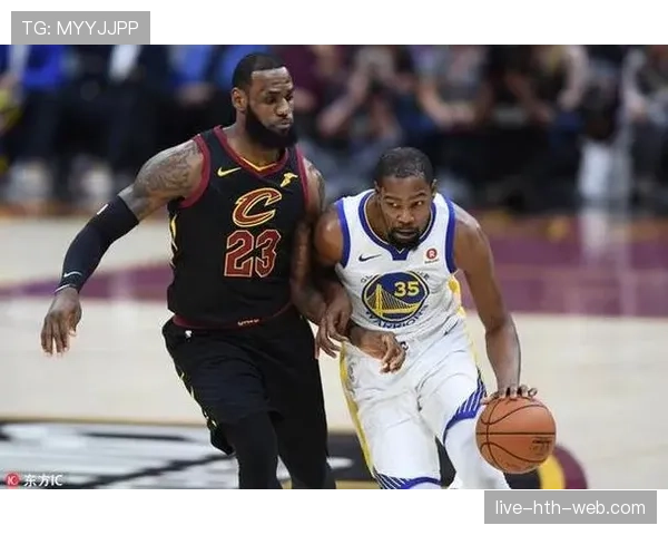 国际篮联干扰球规则和NBA有哪几项关键区别？